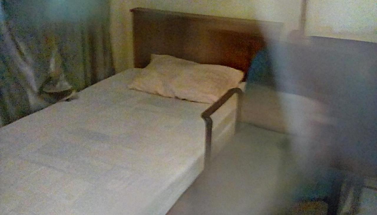 Leaf Guest House Гампола Экстерьер фото